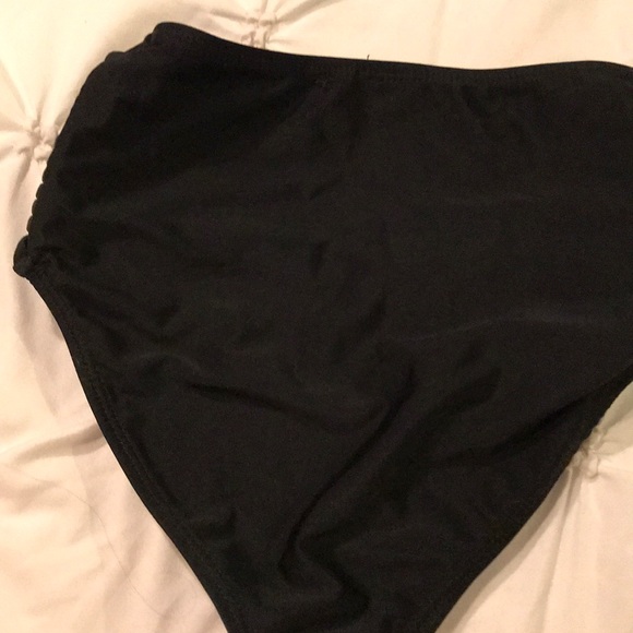 Swim bottom - Picture 2 of 3